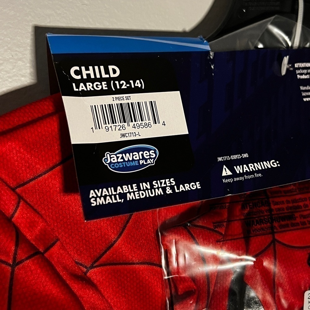 Kid’s Marvel Spider-Man Halloween Costume Size Large (12-14) - Picture 4 of 5